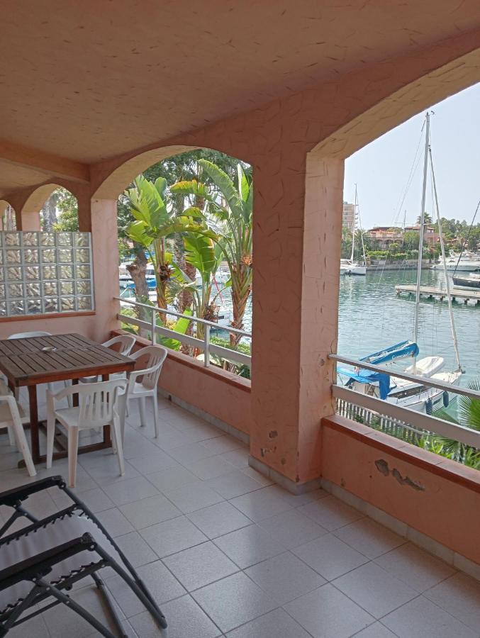 Trilocale "Alicudi" In Portorosa Villa Furnari Ngoại thất bức ảnh