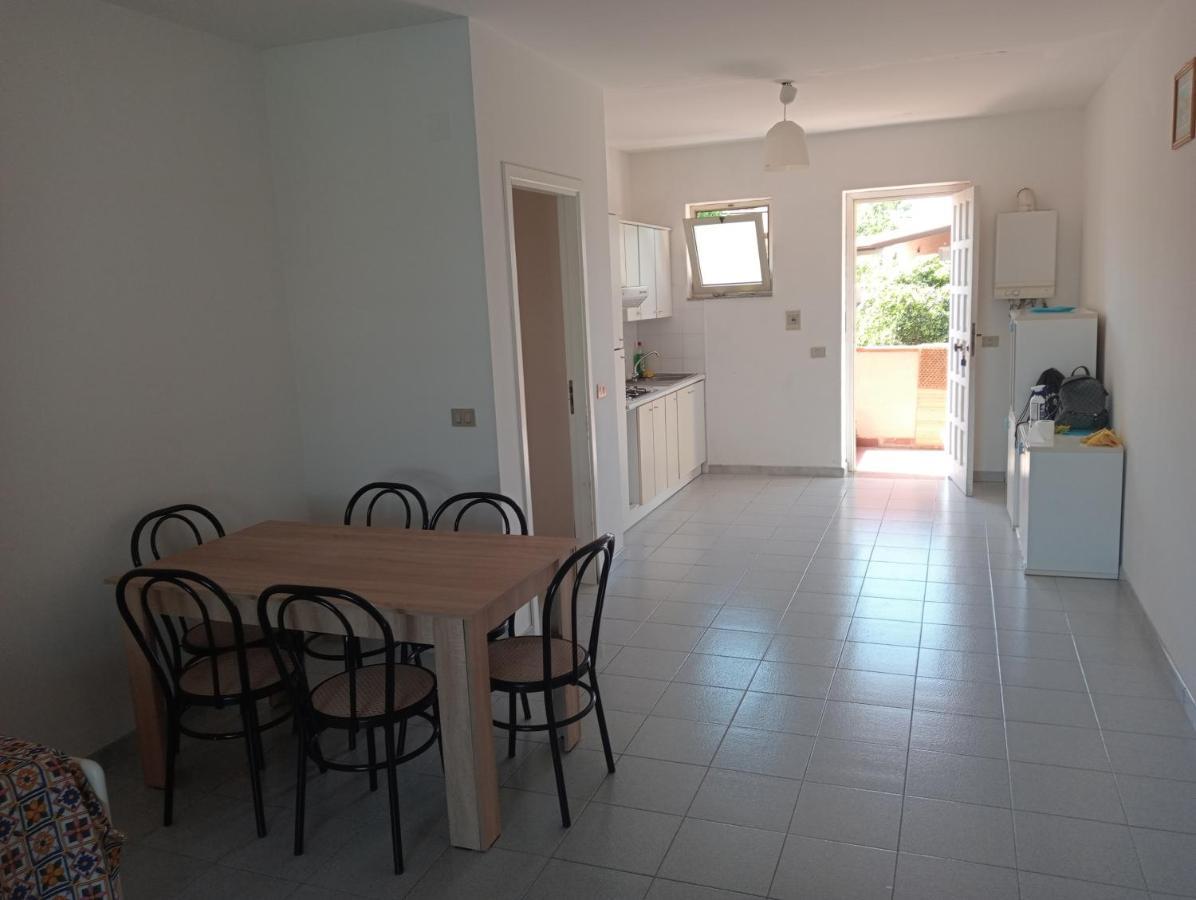 Trilocale "Alicudi" In Portorosa Villa Furnari Ngoại thất bức ảnh