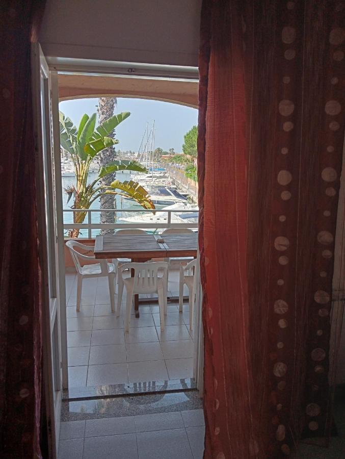 Trilocale "Alicudi" In Portorosa Villa Furnari Ngoại thất bức ảnh